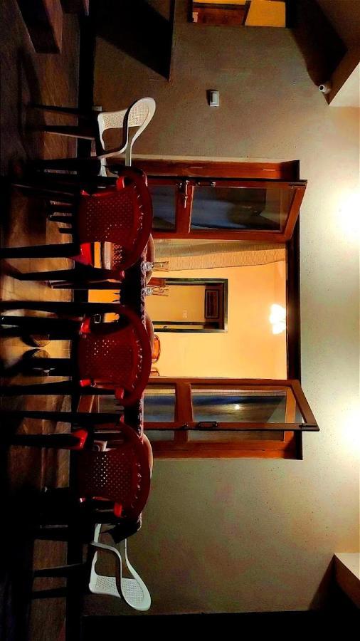 Nivritti Villa Matheran Bagian luar foto