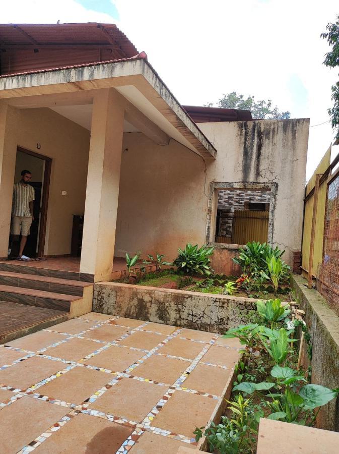 Nivritti Villa Matheran Bagian luar foto