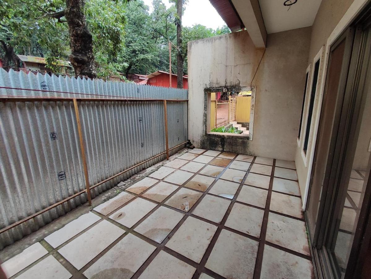 Nivritti Villa Matheran Bagian luar foto
