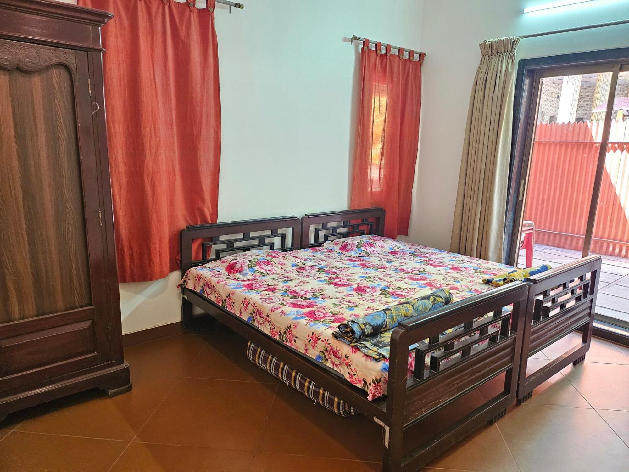Nivritti Villa Matheran Bagian luar foto