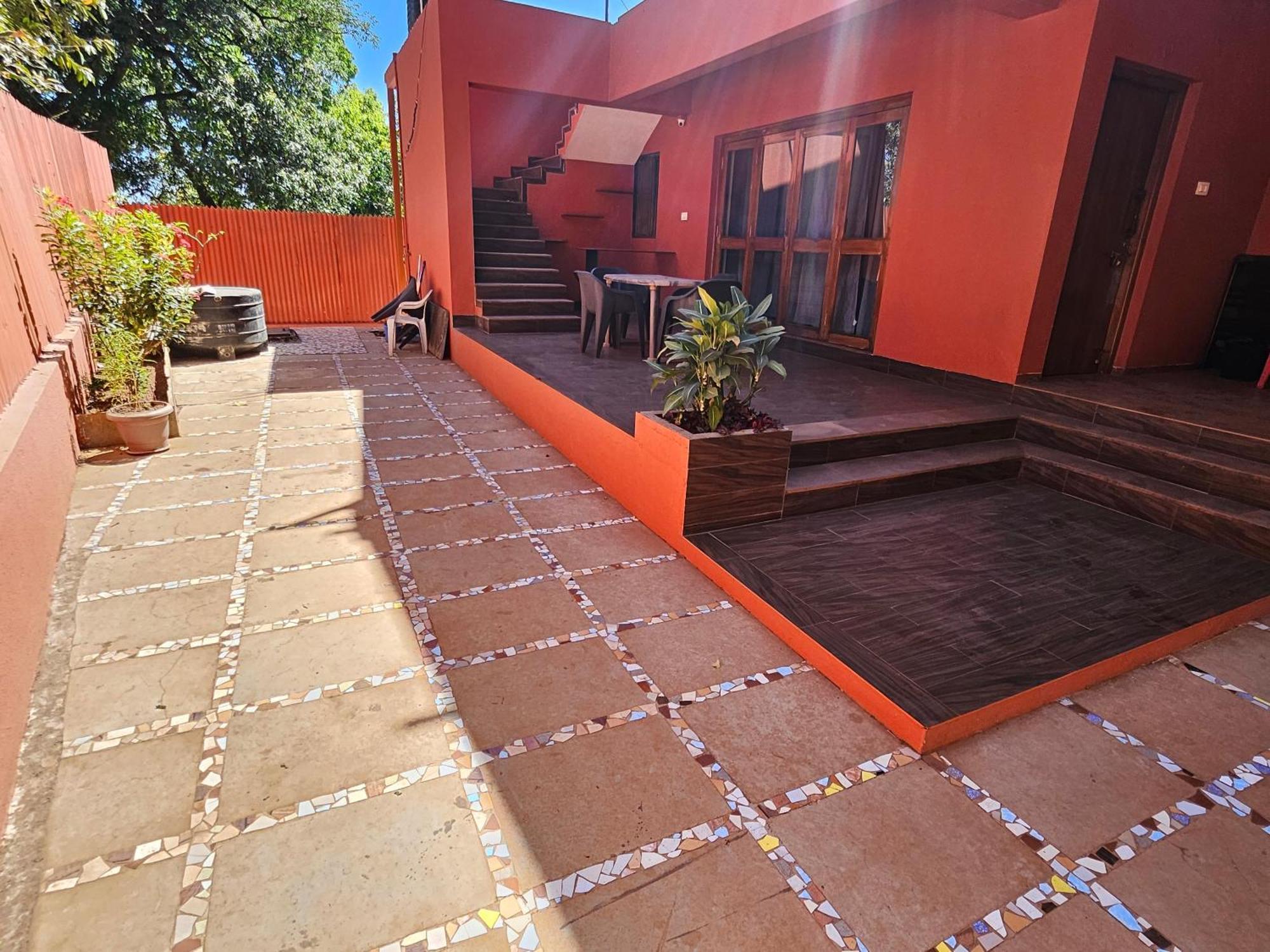 Nivritti Villa Matheran Bagian luar foto
